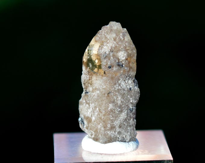 Topaz 2.1 grams - Topaz Mountain, Thomas Range, Juab County, Utah, USA