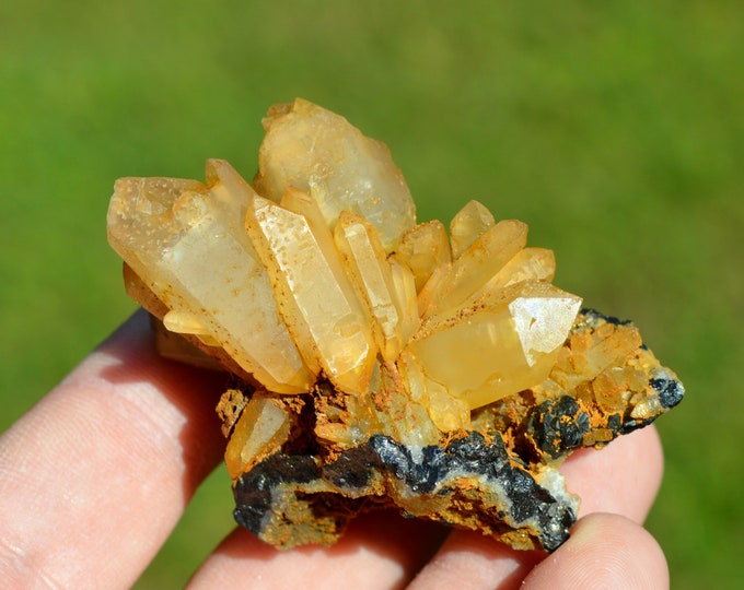 Bi-terminated Quartz & Sphalerite 61 grams - Cavnic, Maramureș, Romania