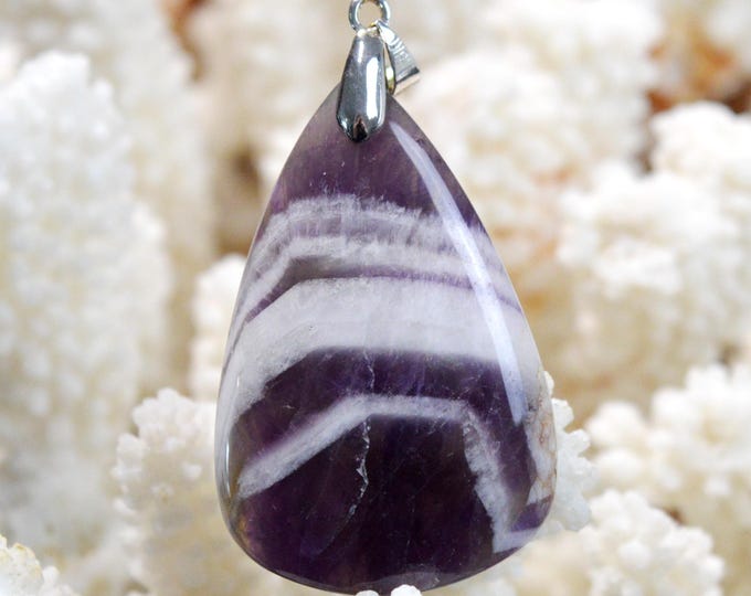 62-carat Chevron Amethyst - Natural Stone Cabochon Pendant - India / FY49