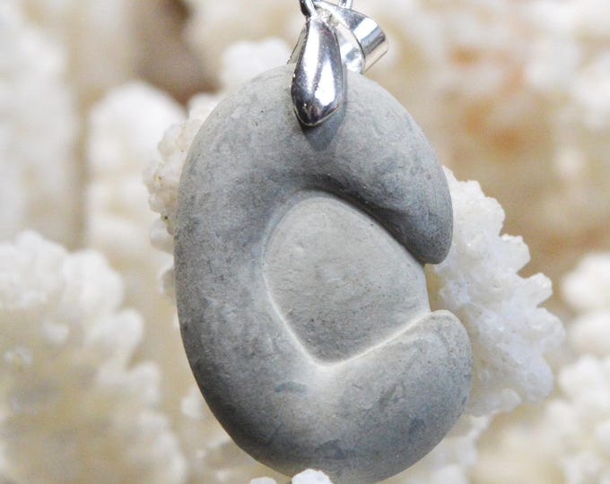 26-carat Fairy Stone - Natural Stone Pendant - Canada / FY12