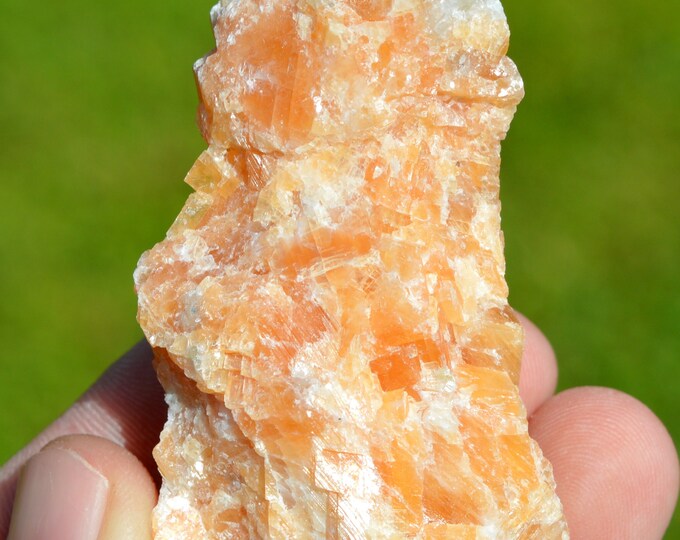Orange calcite 69 grams - Brazil