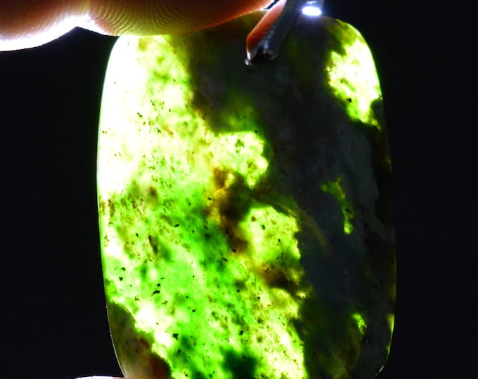 Chrome Chalcedony - 76 carats - Natural Stone Cabochon Pendant - Australia // BM63