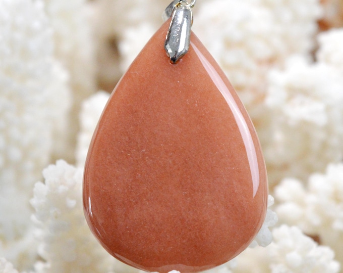 60-carat red aventurine - natural stone cabochon pendant - Canada / GC13