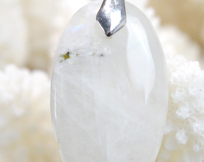 29 carat solar quartz - natural stone cabochon pendant - Brazil // REF V67
