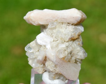 Stilbite & Apophyllite 80 grams - Pune District, Pune Division, Maharashtra, India