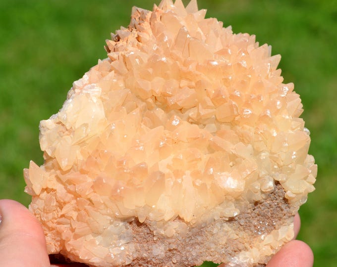 Calcite 700 grams - Limestone quarry, Limont-Fontaine, Maubeuge, Avesnes-sur-Helpe, Nord, Hauts-de-France, France