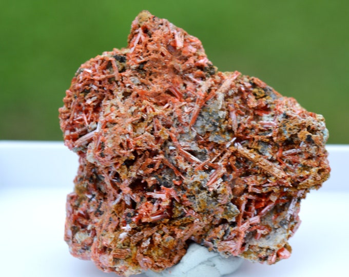 Crocoite 63 grams - Dundas mineral field, Zeehan District, West Coast municipality, Tasmania, Australia