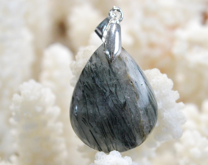 Quartz & Tourmaline verte var. Verdelite 34 carats - pendentif cabochon pierre naturelle - Minas Gerais, Brésil / FW35