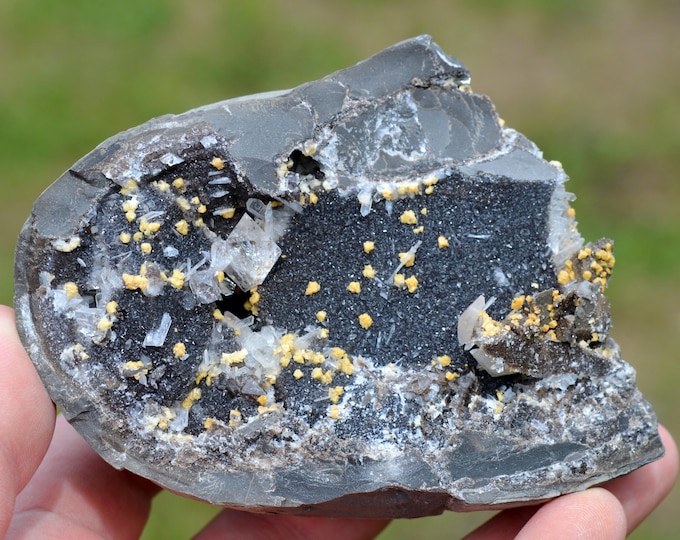 Septaria & "Diamond Quartz" Celestine Calcite Ankerite 550 grams - Saint Aubert ravine septaria, Ribiers, Gap, Hautes-Alpes, France