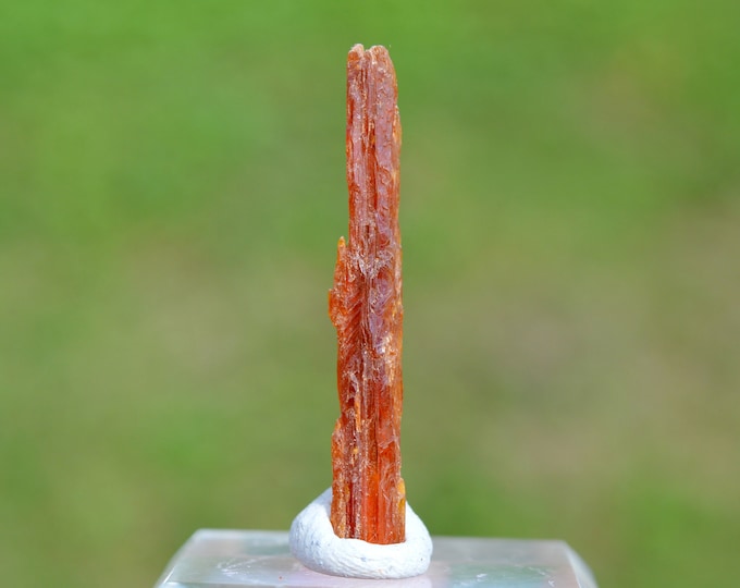 Kyanite 2.1 grams - Nani Hill, Loliondo, Ngorongoro district, Arusha Region, Tanzania