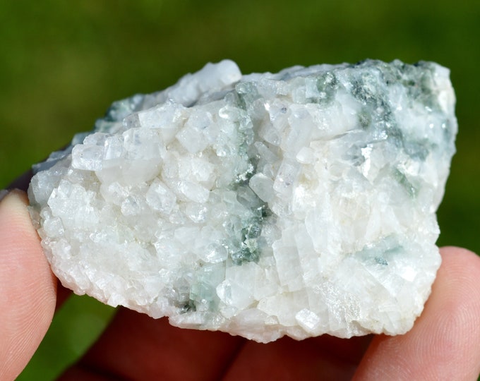 Albite & Chlorite 86 grams - Ubaye Valley, Provence-Alpes-Côte d'Azur, France