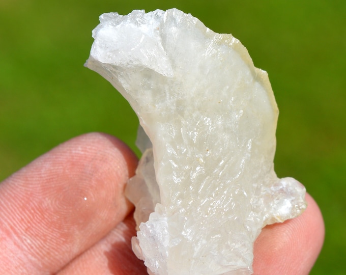 Aragonite 28 grams - Salsigne mine, Salsigne, Aude, Occitanie, France