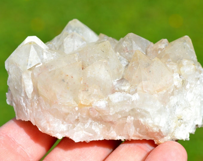 Quartz 239 grams - Ploemeur, Morbihan, Brittany, France