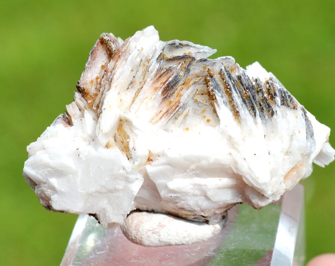 Vanadinite & Barite 64 grams -Mibladen mining district, Midelt Province, Drâa-Tafilalet Region, Morocco