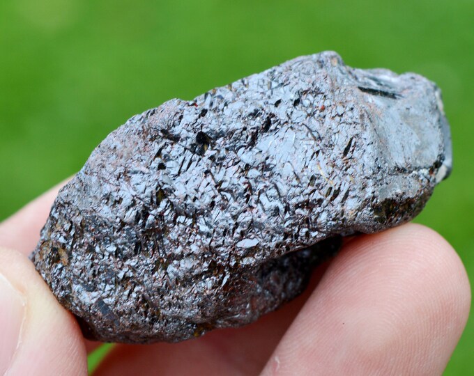 Floating Rutile crystal 61 grams - Ikalamavony, Fianarantsoa, Madagascar