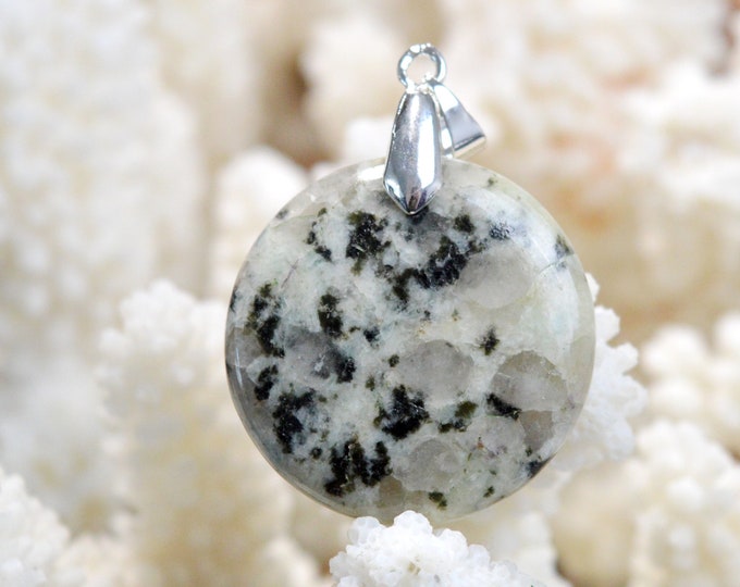 37 Carat Kiwi Jasper - Natural Gemstone Cabochon Pendant - New Zealand // DN95