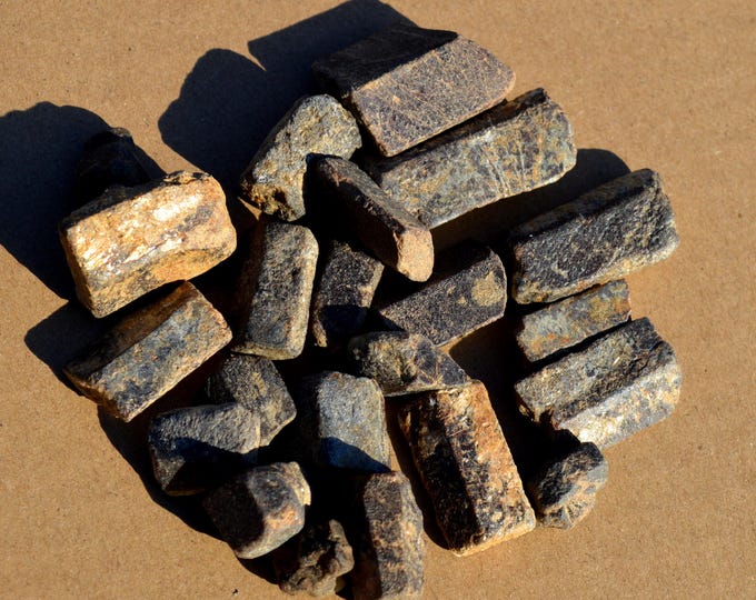 Lot 22 Staurolite 129 grams - Coray, Châteaulin, Finistère, Brittany, France