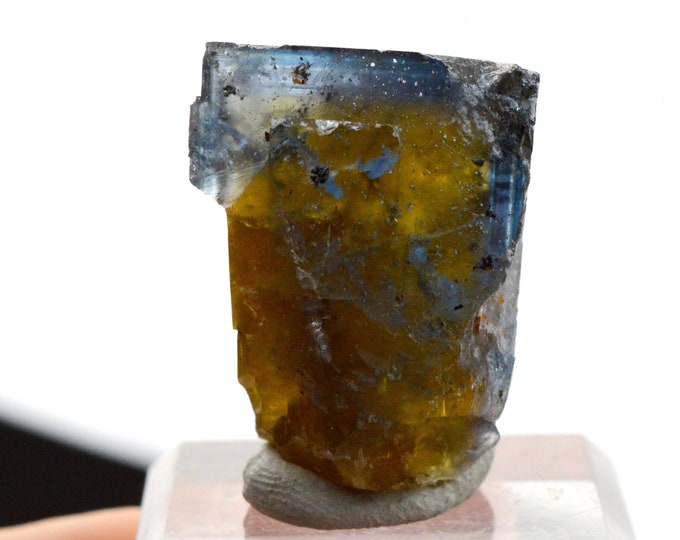 Fluorite 34 grams - Valzergues, Villefranche-de-Rouergue, Aveyron, Occitanie, France