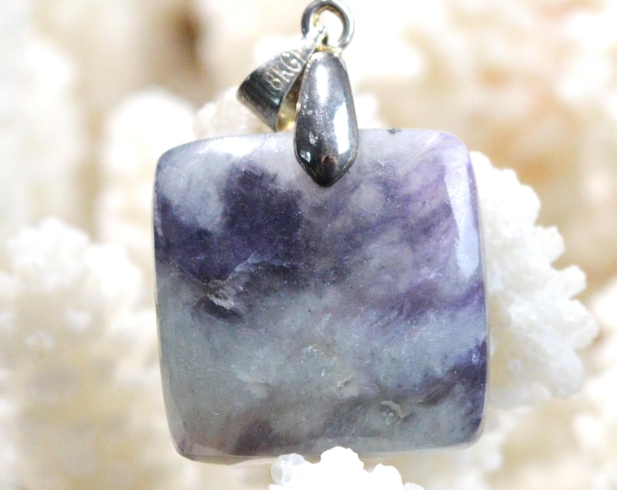 38-carat Kammererite & Seraphinite - Natural Stone Cabochon Pendant - India / GA26