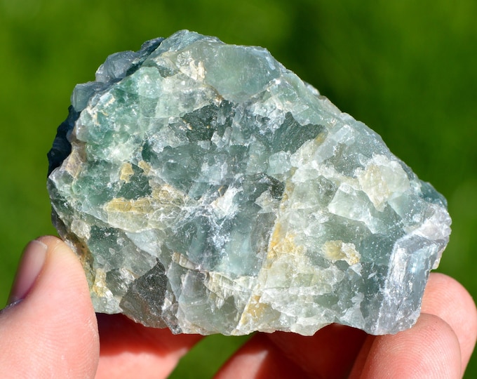 Fluorite 182 grams - La Barre Mine, Saint-Jacques-d'Ambur, Puy-de-Dôme, Auvergne-Rhône-Alpes, France