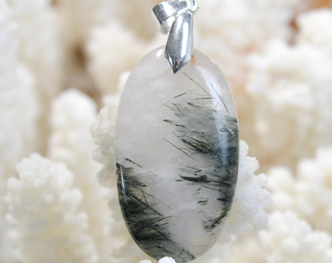 Quartz & Tourmaline verte var. Verdelite 39 carats - pendentif cabochon pierre naturelle - Minas Gerais, Brésil / FW37