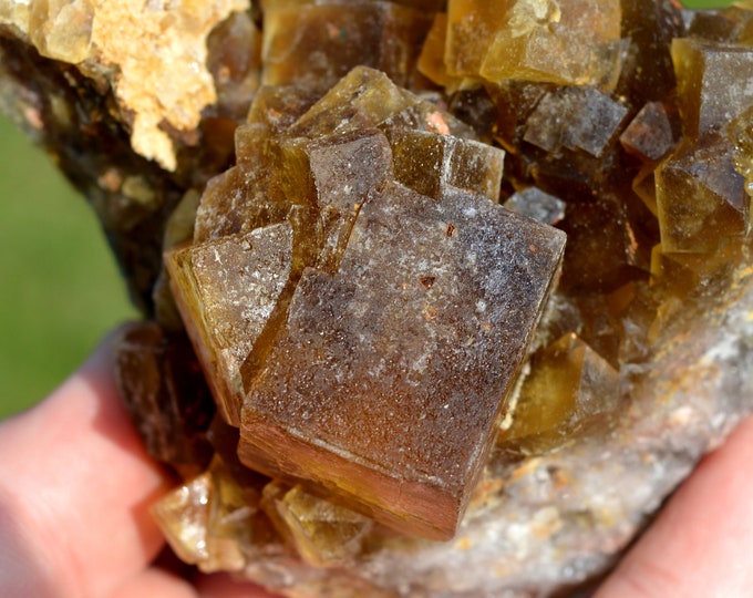 Fluorite 649 grams - Sidi Ayed, Boulemane Caïdat, Boulemane Circle, Boulemane Province, Fez-Meknes Region, Morocco