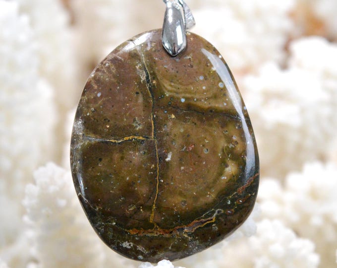 71-carat Septaria - natural stone cabochon pendant - Madagascar / GB49