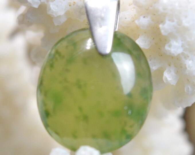 13 carat grossular garnet - cabochon pendant - Afghanistan // Ref 4