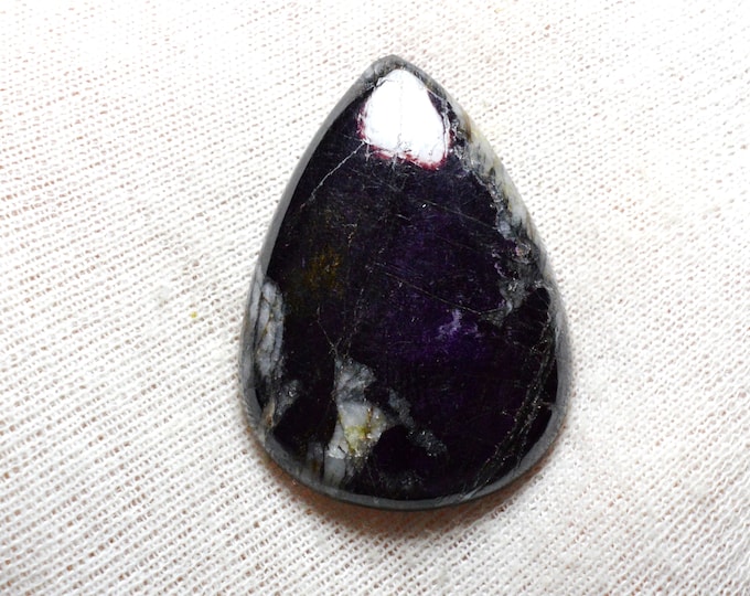 Purpurite 54 carats - natural stone cabochon - Namibia / FC40