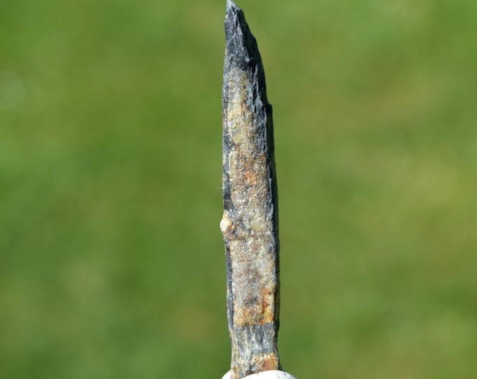 Andalusite 8.8 grams - Sainte-Brigitte, Pontivy, Morbihan, Brittany, France