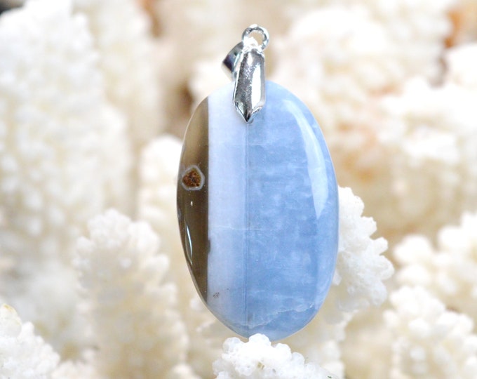 36 Carat Owyhee Opal - Natural Gemstone Cabochon Pendant - USA / EH73