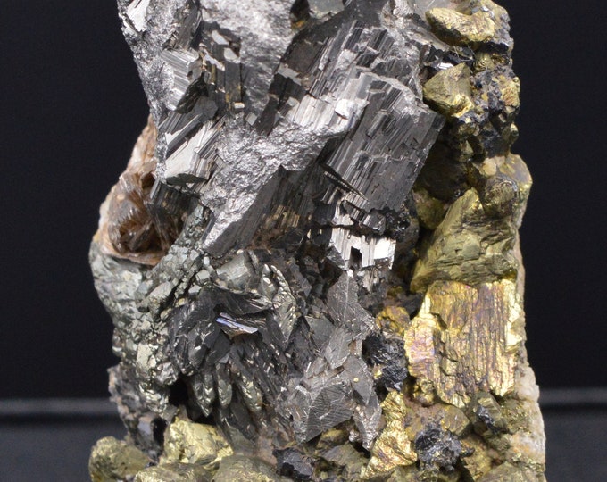 Muscovite quartz pyrite 121 grams - Panasqueira, Portugal