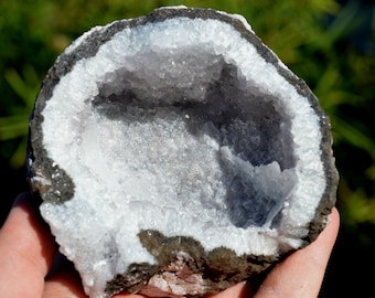 Half Geode Quartz Calcite 565 grams - Las Choyas, Aldama Municipality, Chihuahua, Mexico