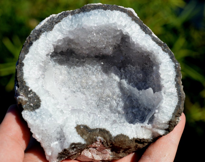 Half Geode Quartz Calcite 565 grams - Las Choyas, Aldama Municipality, Chihuahua, Mexico