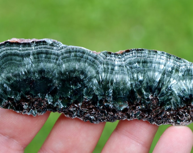Seraphinite 43 grams - Korshunovskoye iron deposit, Zheleznogorsk, Irkutsk Oblast, Russia