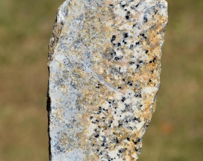 Slice - Biotite granite 121 grams - Hautes-Alpes, France