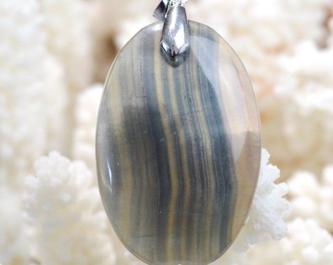 Fluorite 64 carats - pendentif cabochon pierre naturelle - Afghanistan // DG60
