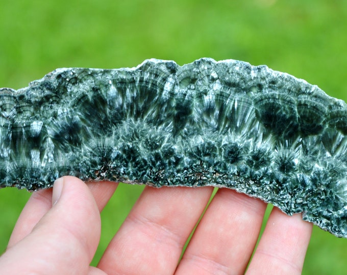 Seraphinite 82 grams - Korshunovskoye iron deposit, Zheleznogorsk, Irkutsk Oblast, Russia