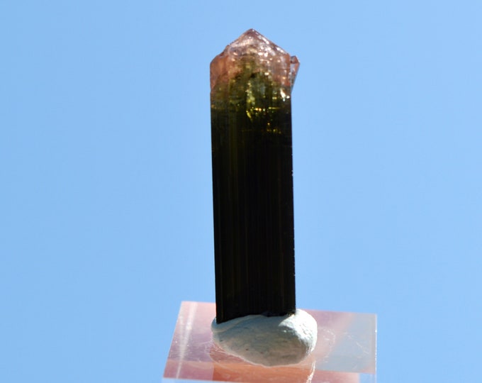 Tourmaline var. Elbaite 2.6 grams - Sahatany Valley, Ibity, Antsirabe II District, Vakinankaratra, Madagascar