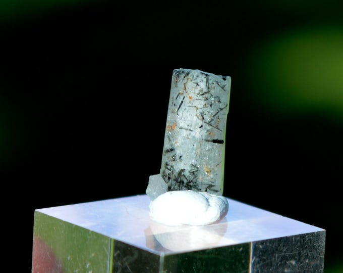 Beryl var. Aquamarine 4.1 carats - Erongo Mountains, Karibib Constituency, Erongo Region, Namibia