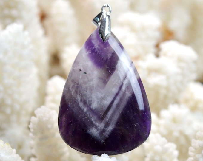 77 carat chevron amethyst - natural stone cabochon pendant - India / FN88