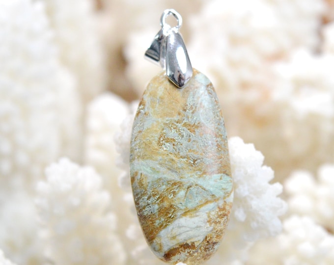 Turquoise 36 carats - pendentif cabochon pierre naturelle - Madagascar // DM49