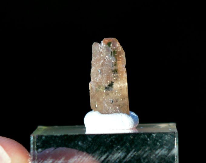 Topaz 0.4 grams - Topaz Mountain, Thomas Range, Juab County, Utah, USA
