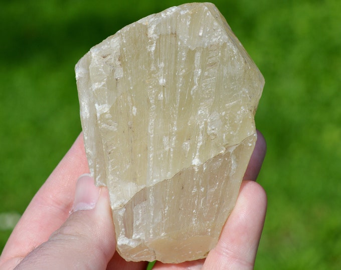 Calcite 322 grams - Glageon, Avesnes-sur-Helpe, Nord, Hauts-de-France, France