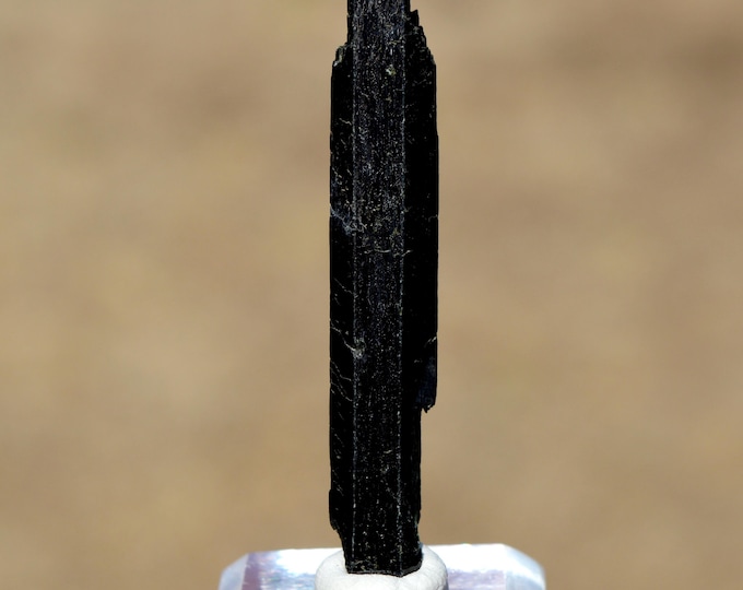 Aegirine 5.5 grams - Mount Malosa, Zomba, Southern Region, Malawi