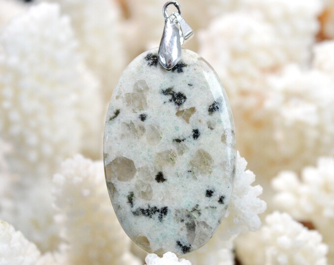 42 Carat Kiwi Jasper - Natural Gemstone Cabochon Pendant - New Zealand // DO3