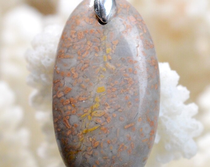 25 carat Blood Jasper - Natural Gemstone Cabochon Pendant - India // BE70
