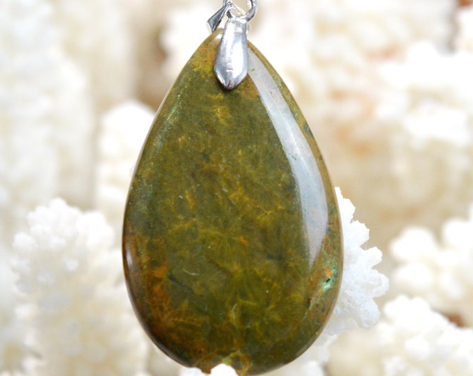 34 carat Jasper - natural stone cabochon pendant - South Africa // DK27