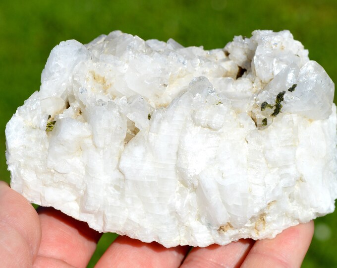 Albite & Epidote 447 grams - Ubaye Valley, Provence-Alpes-Côte d'Azur, France