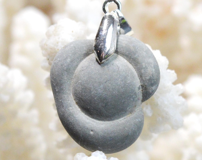 27-carat Fairy Stone - Natural Stone Pendant - Canada / FY34